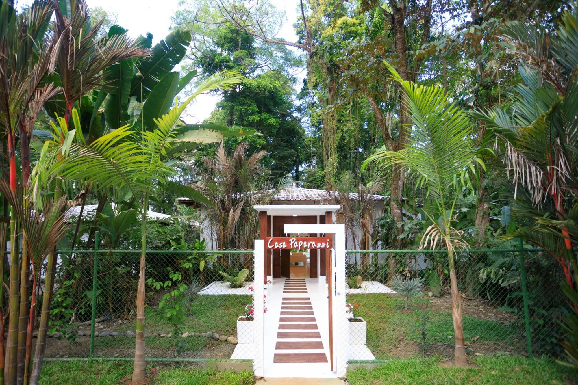 Le Cameleon Boutique Hotel Puerto Viejo de Talamanca Exterior foto